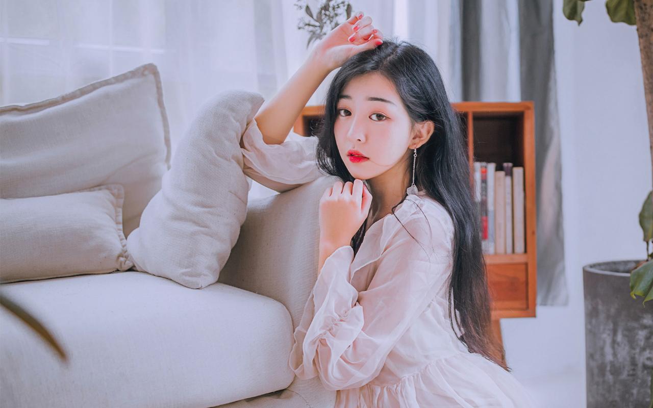 陕西多地迎高温 动物空调房里享受“清凉套餐”